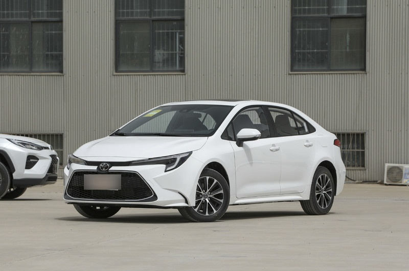 丰田雷凌珍珠白这个颜色,这种损伤,补漆大概得多少钱?