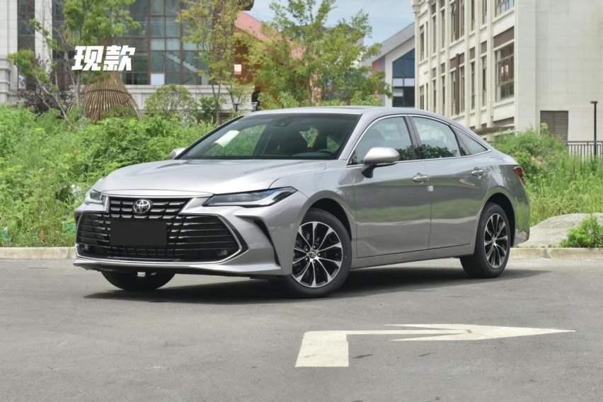 雅阁 5座与亚洲龙 2.5l 谁好 中型车哪款车更好