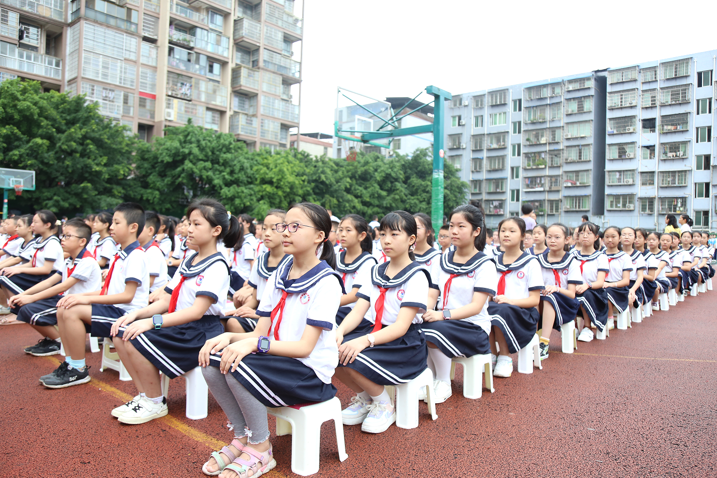 明礼知耻 崇德向善——大英县实验学校举行文明礼仪教育活动