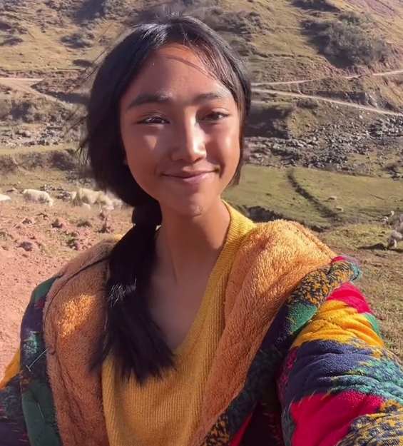 19岁凉山孟阳结婚照曝光,7天营业额超180万,曾哭诉自己未婚无子