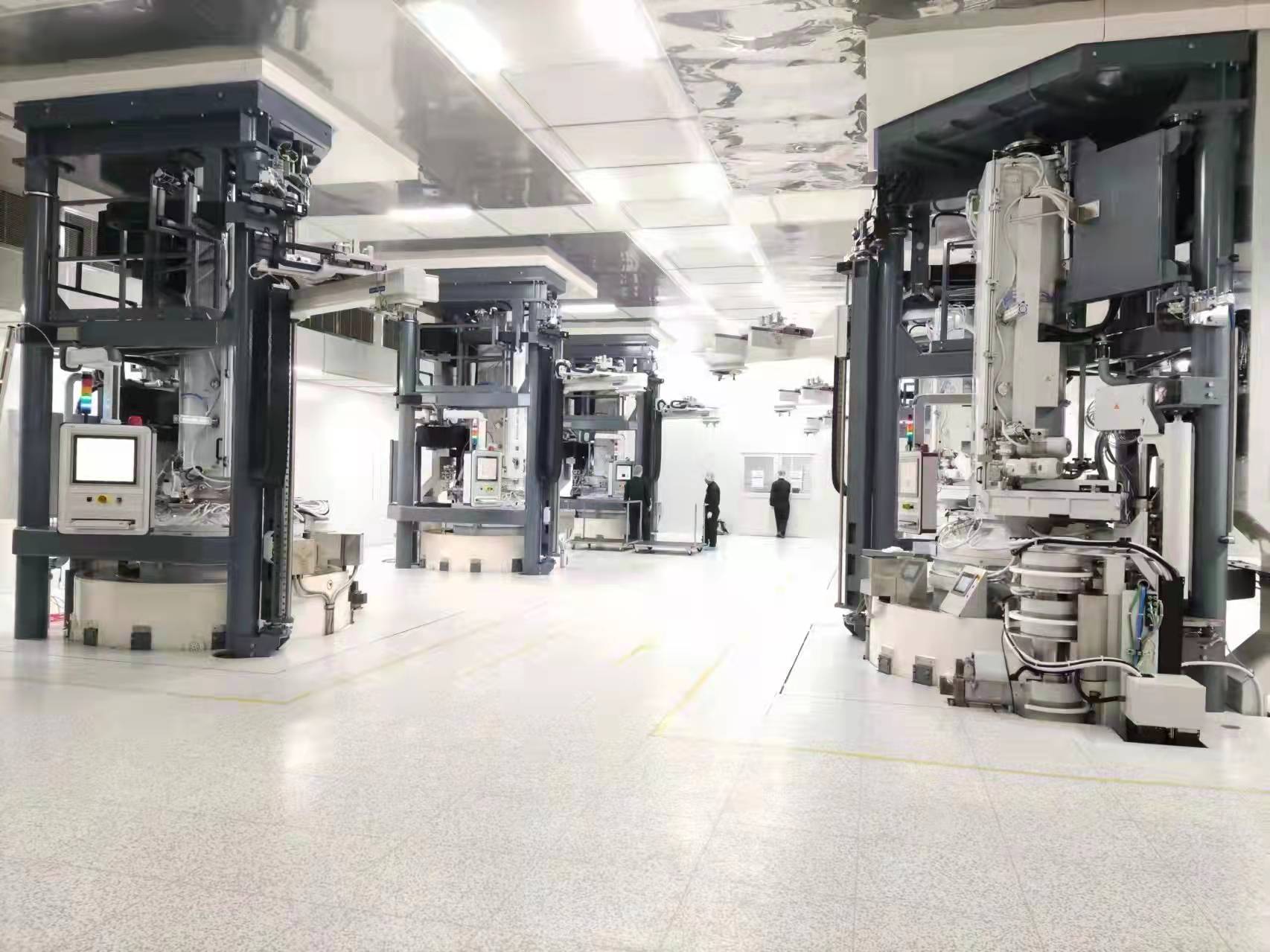 上海柘中股份投资的国晶(嘉兴)半导体全自动300mm大硅片生产线量产