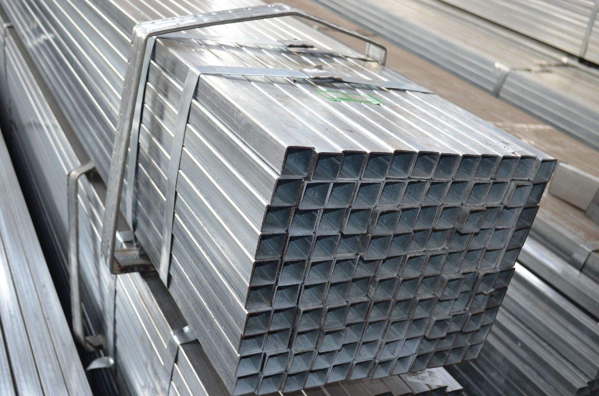 镀锌方管镀锌后还会生锈吗?