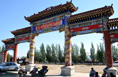 土木堡之变纪念牌坊——明代土木之变遗址