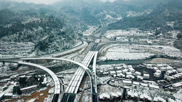 贵州江玉高速即将通车运营