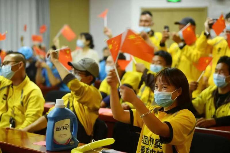 海淀八里庄街道推进新就业群体融入地区治理