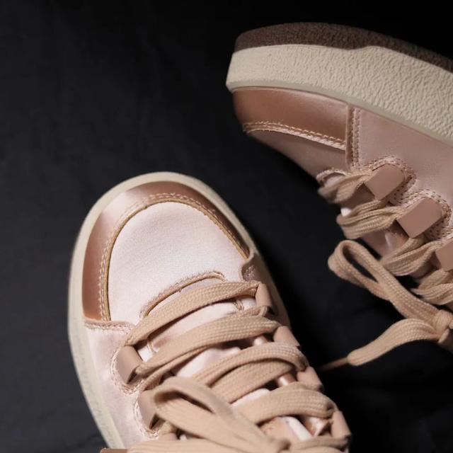 春天要这一双鞋就够了舒适不磨脚百搭不过时