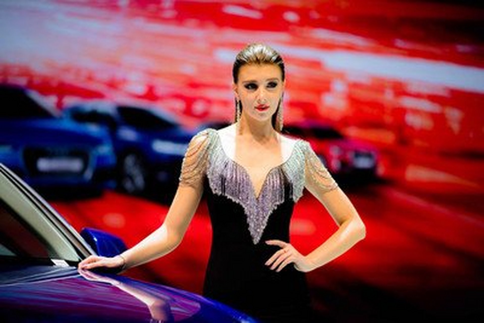 政府通过出台政策,投入资金等方式,为模特行业提供了良好的发展环境.