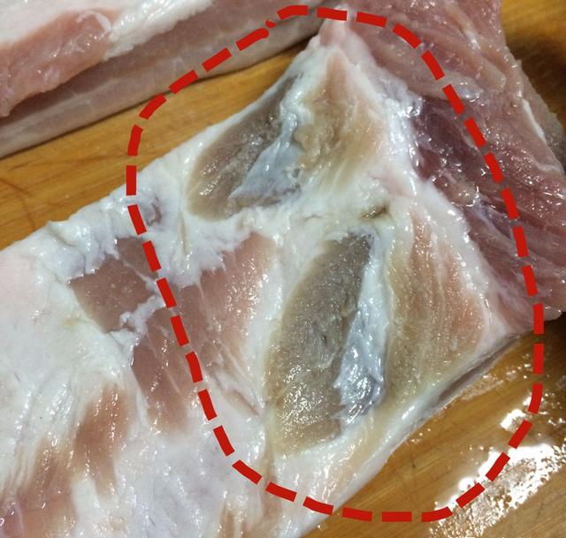 同样是猪肉"深色"和"浅色"区别很大,别再买错了!