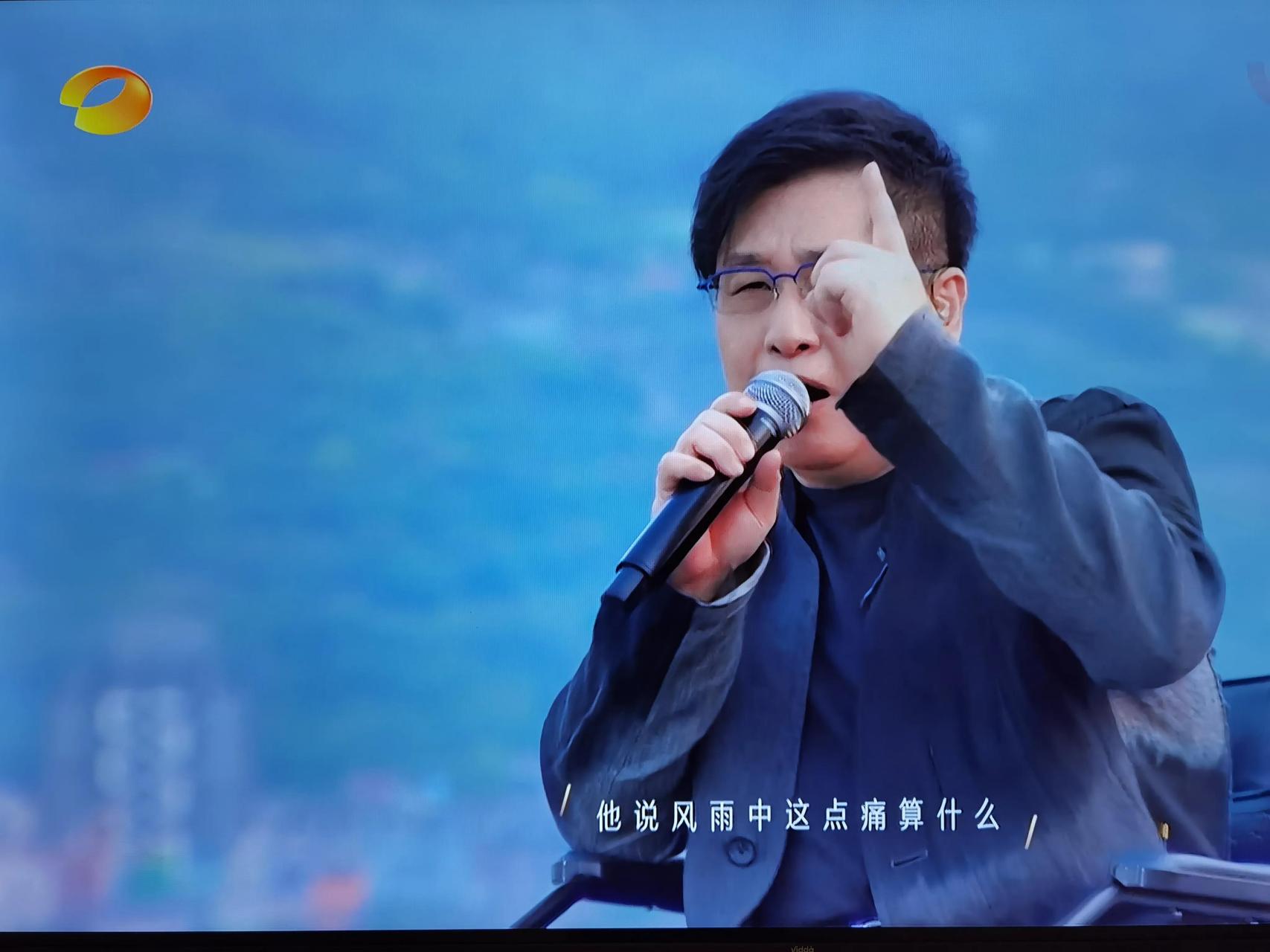 郑智化这个名字对于00后来讲可能有些陌生,但是对于80后,90后来说