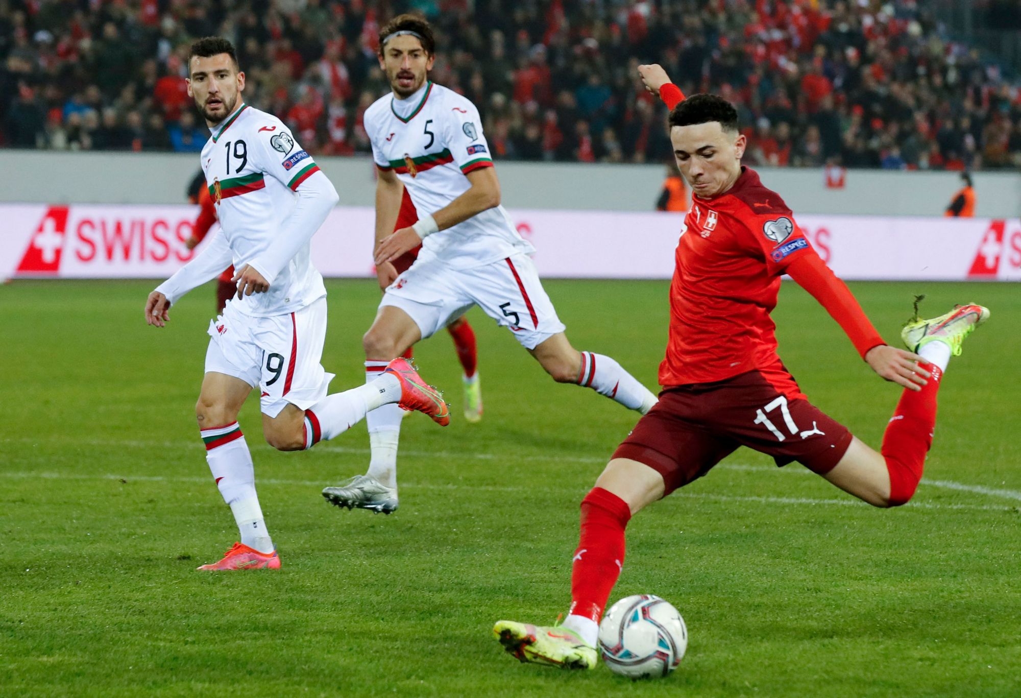 足球——世预赛:瑞士胜保加利亚晋级世界杯