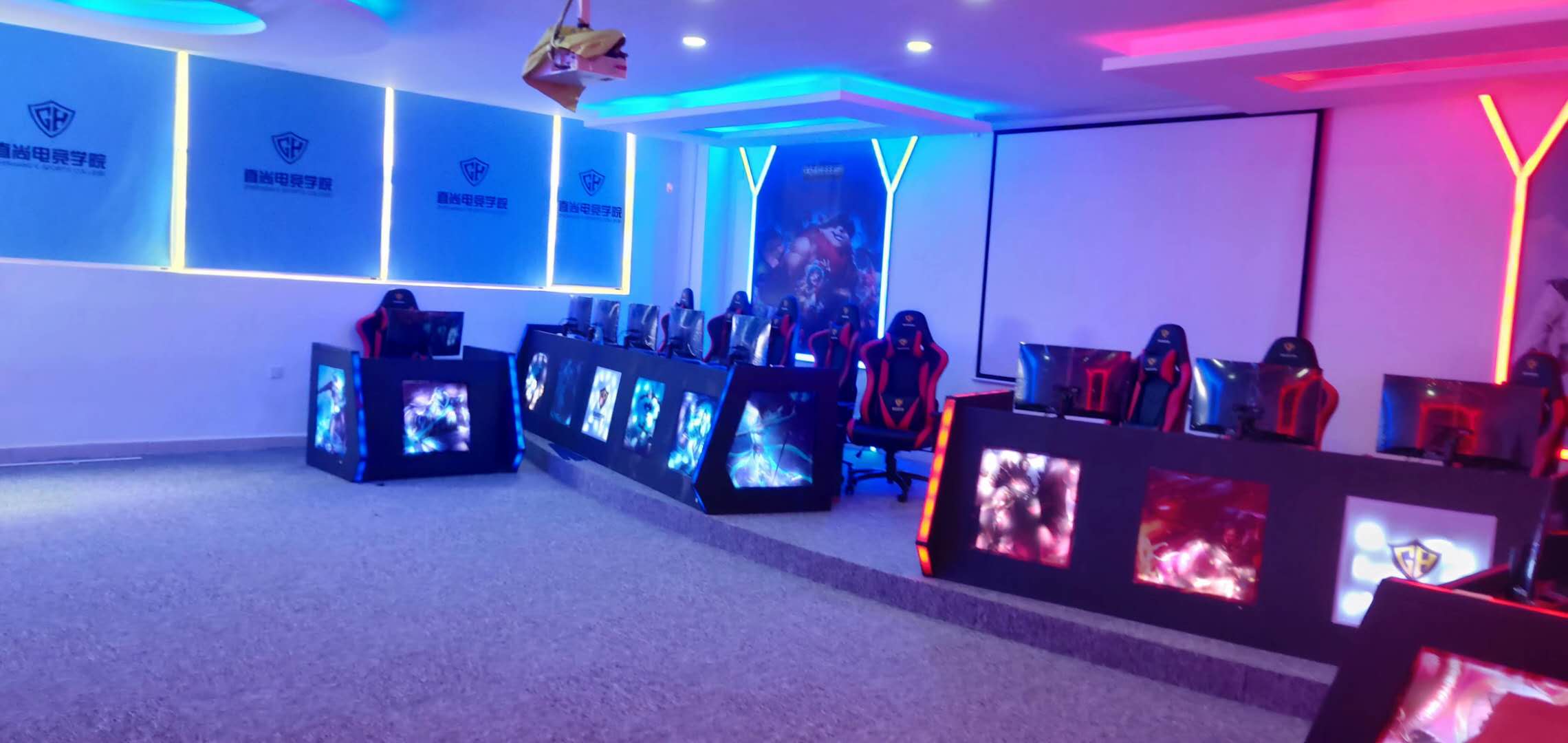 湖南_长沙中职热门专业直尚电竞学院沙坪校区电子竞技专业人气高