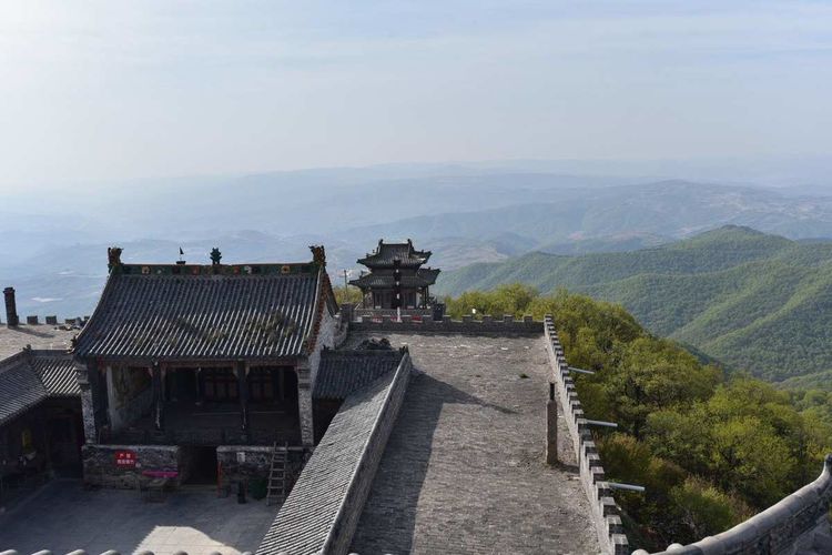 霍州老爷顶风景区图片