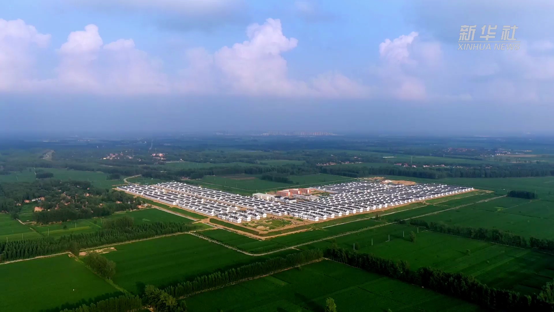 山东鄄城:黄河滩区22个自然村1.7万人乔迁村台社区