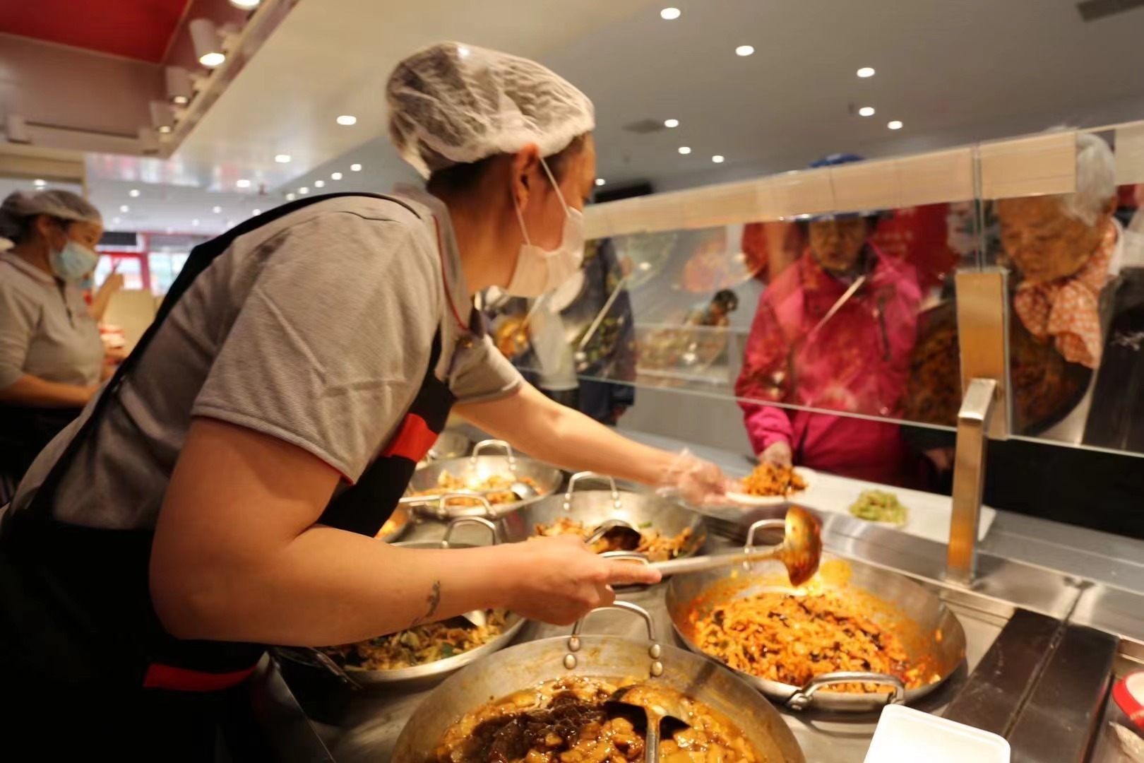 "超意兴"北京首店落户丰台 让居民吃到自家厨房的味道