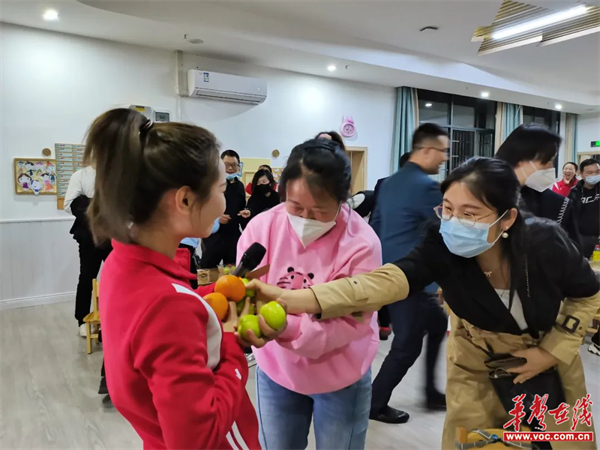 春暖花開共奔赴 砥礪前行話成長 懷化市幼兒園舉行春季家長會