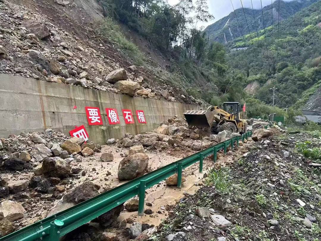 四川石棉草科鄉遭遇山洪泥石流 當事人講述