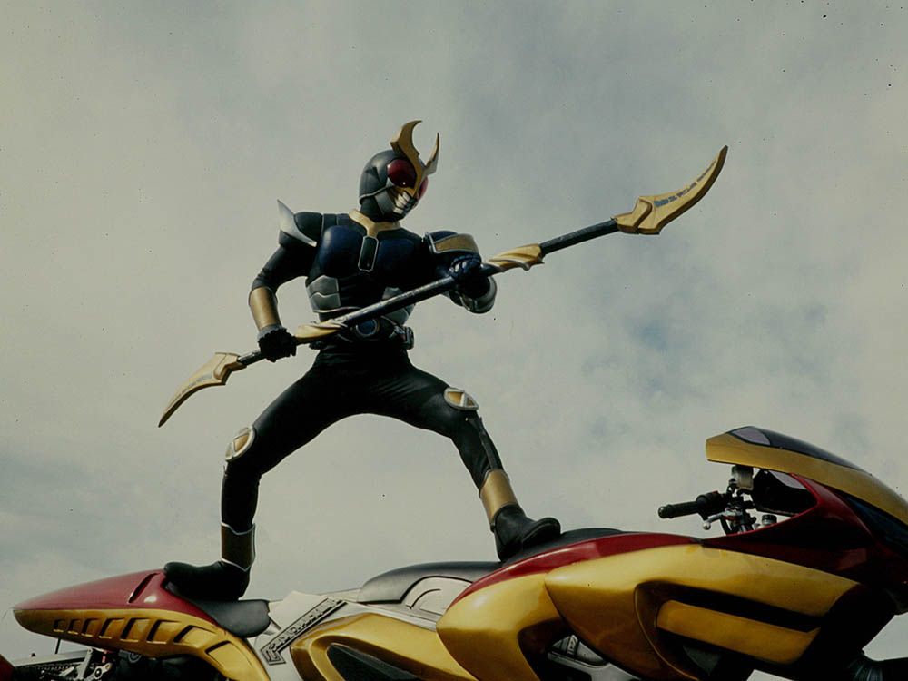 假面骑士亚极陀(agito)武器介绍——暴风战戟!卷起强风的力量