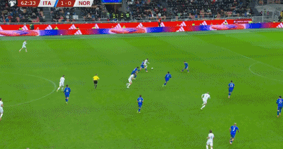 挪威4-1逆转意大利!8轮全胜第4次进世界杯_挪威客场4-1逆转意大利 意大利自1955年来首次主场单场丢4球 哈兰德梅开二度挪威全胜晋级世界杯正赛