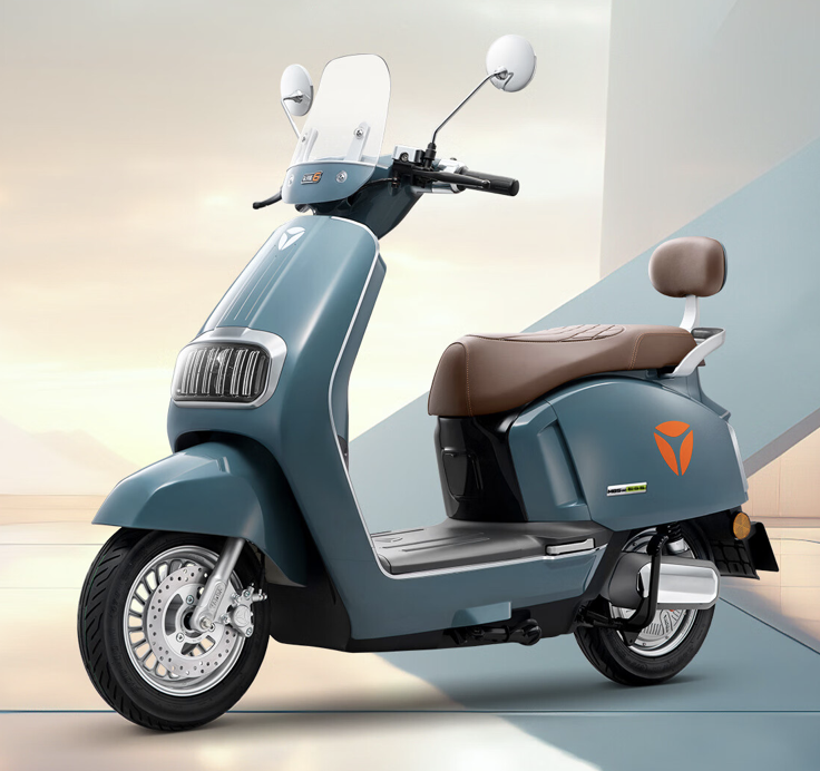 雅迪"冠能 6 代"q50 / t60 / m85 电动车亮相:搭载 ttfar 电机,石墨烯