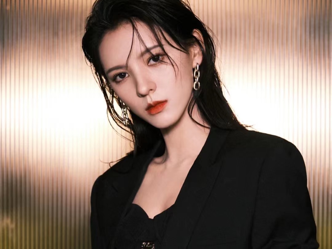 张予曦为何越来越美,你们喜欢她的长相吗?