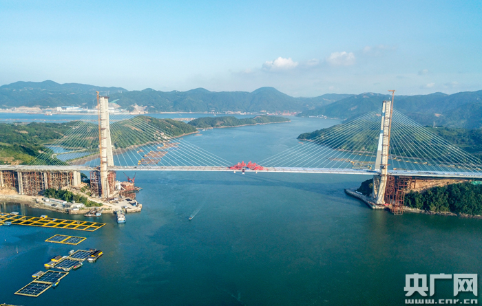 在汉央企助力福建重点项目建设 沙埕湾跨海大桥主桥合龙