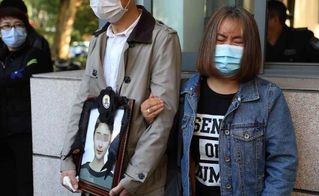 安徽高校老师48刀杀害女生,被判死刑,曾自称精神病逃避惩罚