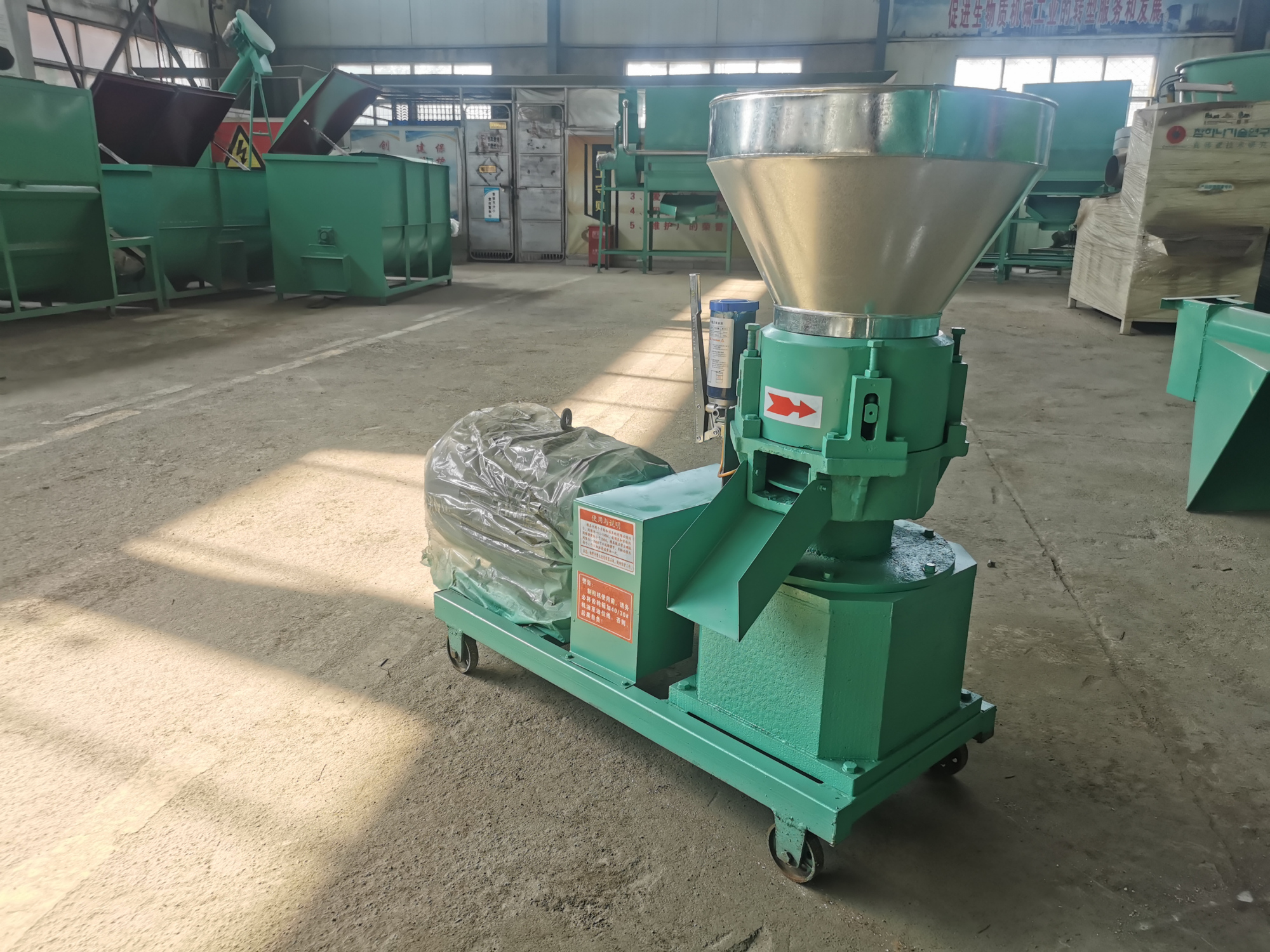 颗粒饲料加工设备多少钱?