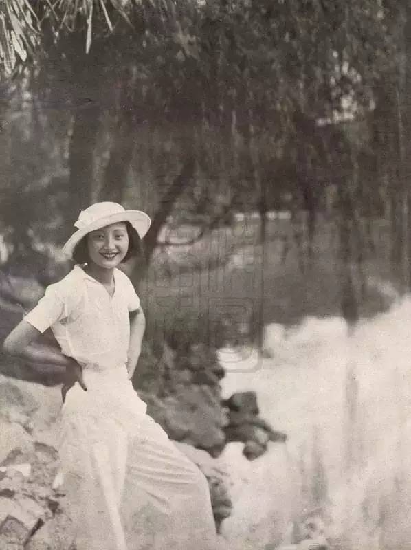 "模范美人"叶秋心高清老照片,美翻了