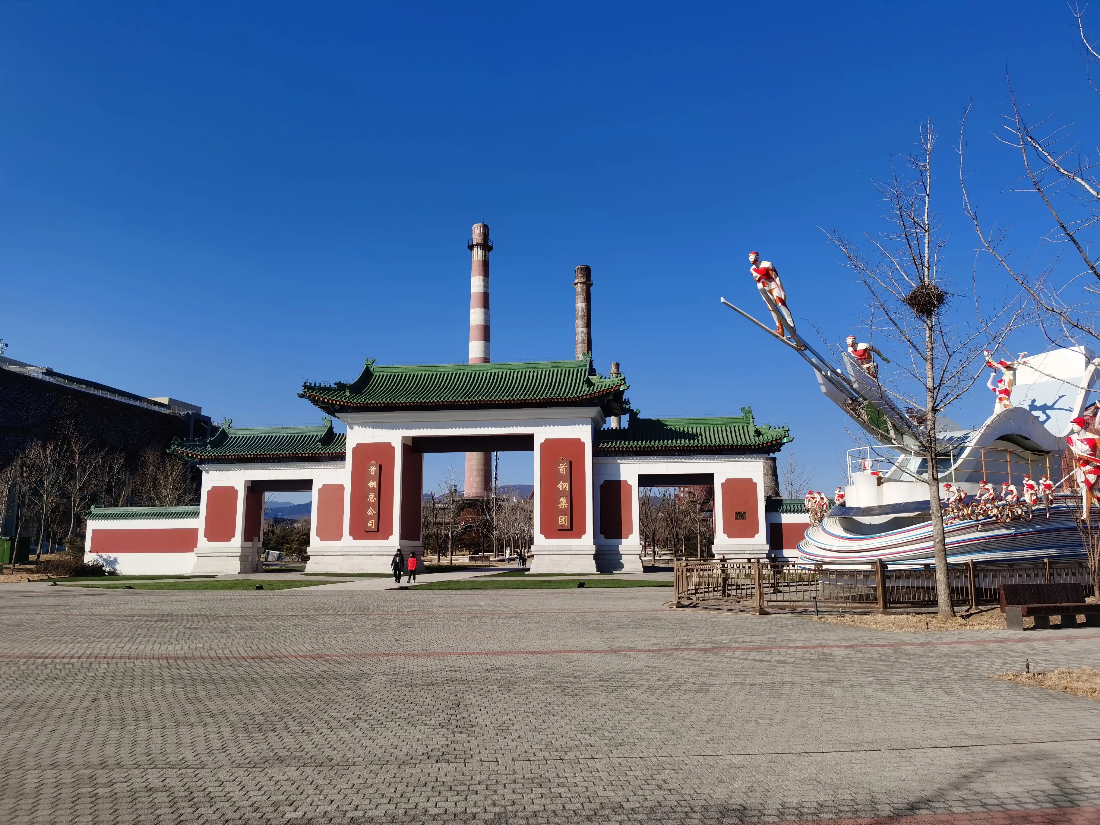 冬奥过后,打卡首钢工业遗址公园