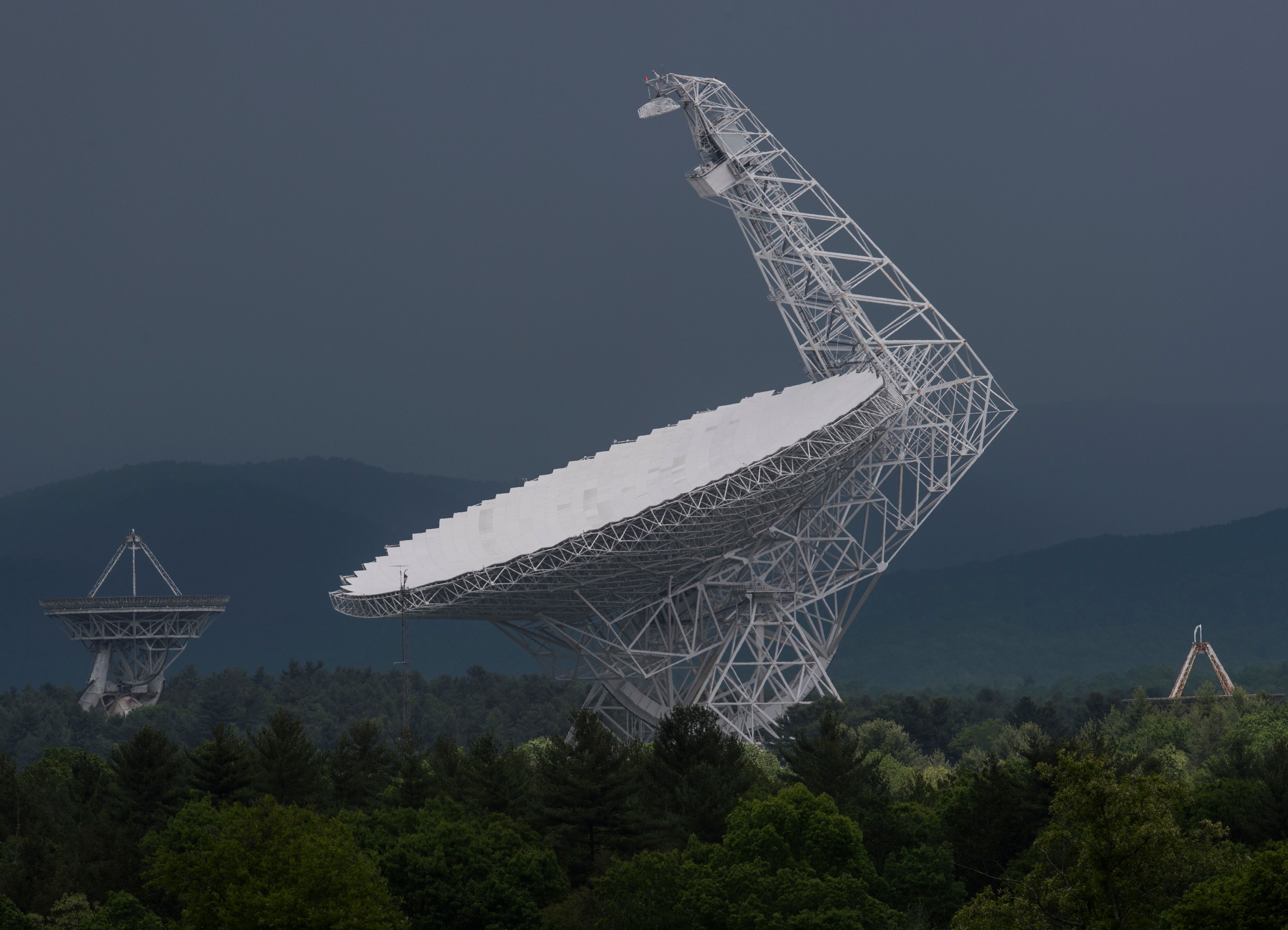 我国新开工建设的奇台射电望远镜,为何能媲美"天眼"?