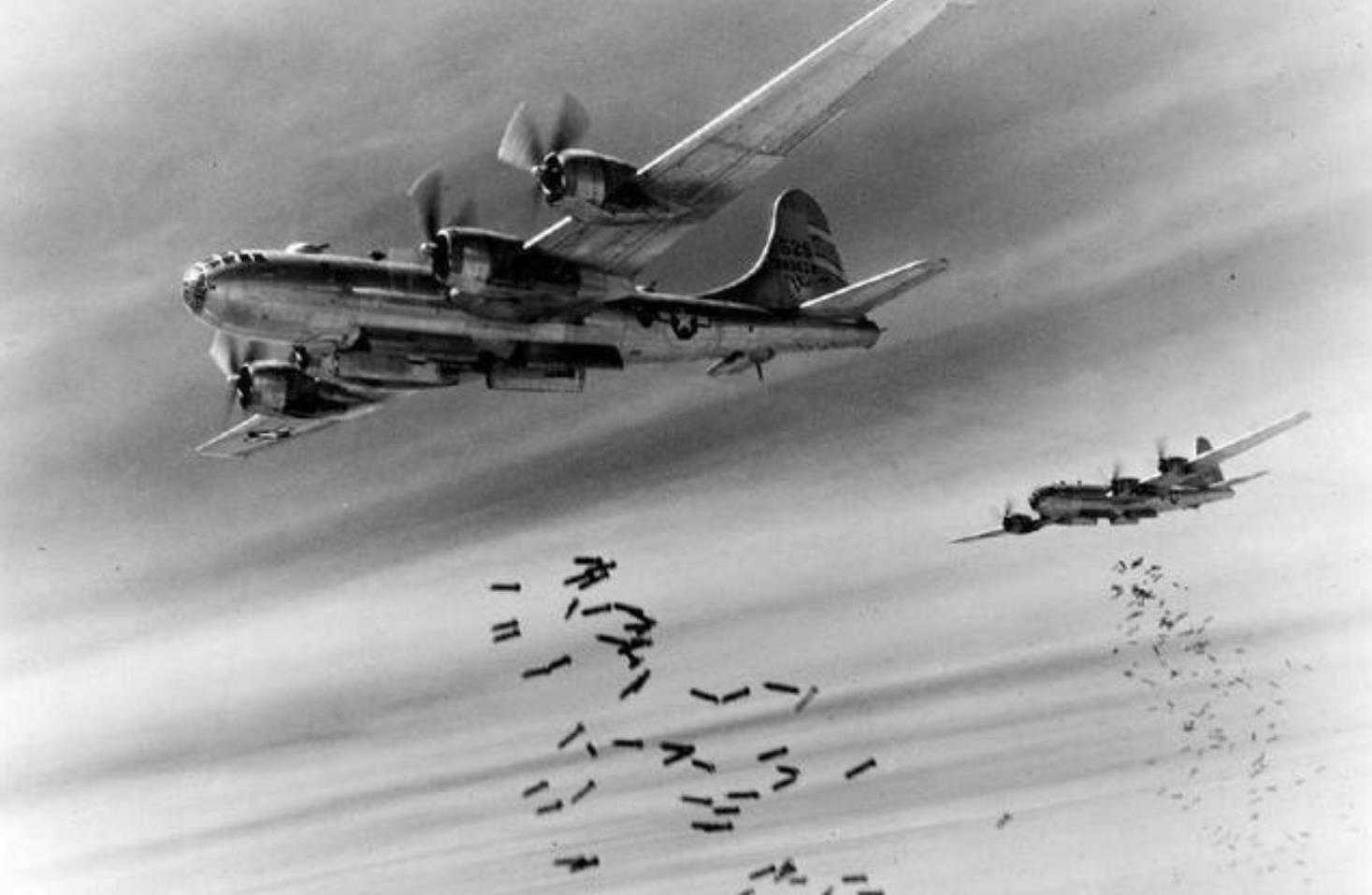 机要秘书抢救文件,遭遇轰炸身亡,3名元凶均死无葬身之地