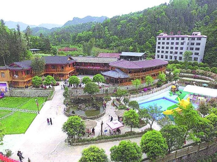利川九渡溪:一溪乡愁醉游客