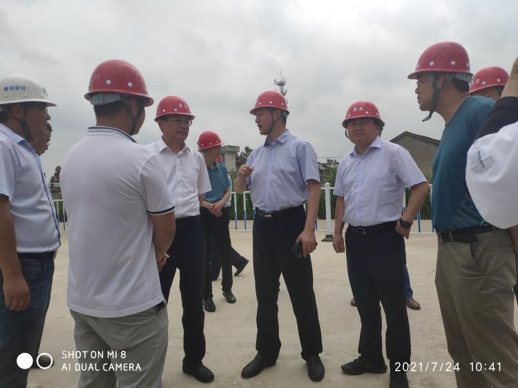 王荣喜副厅长来芜检查调度凤凰颈新站等工程建设