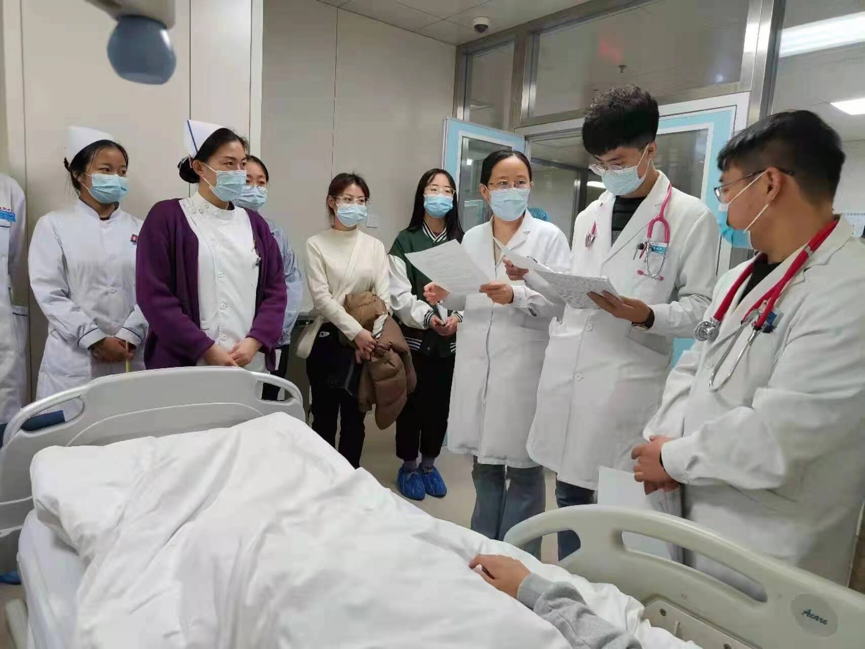 包含胜利油田中心医院黄牛挂号合理收费的词条
