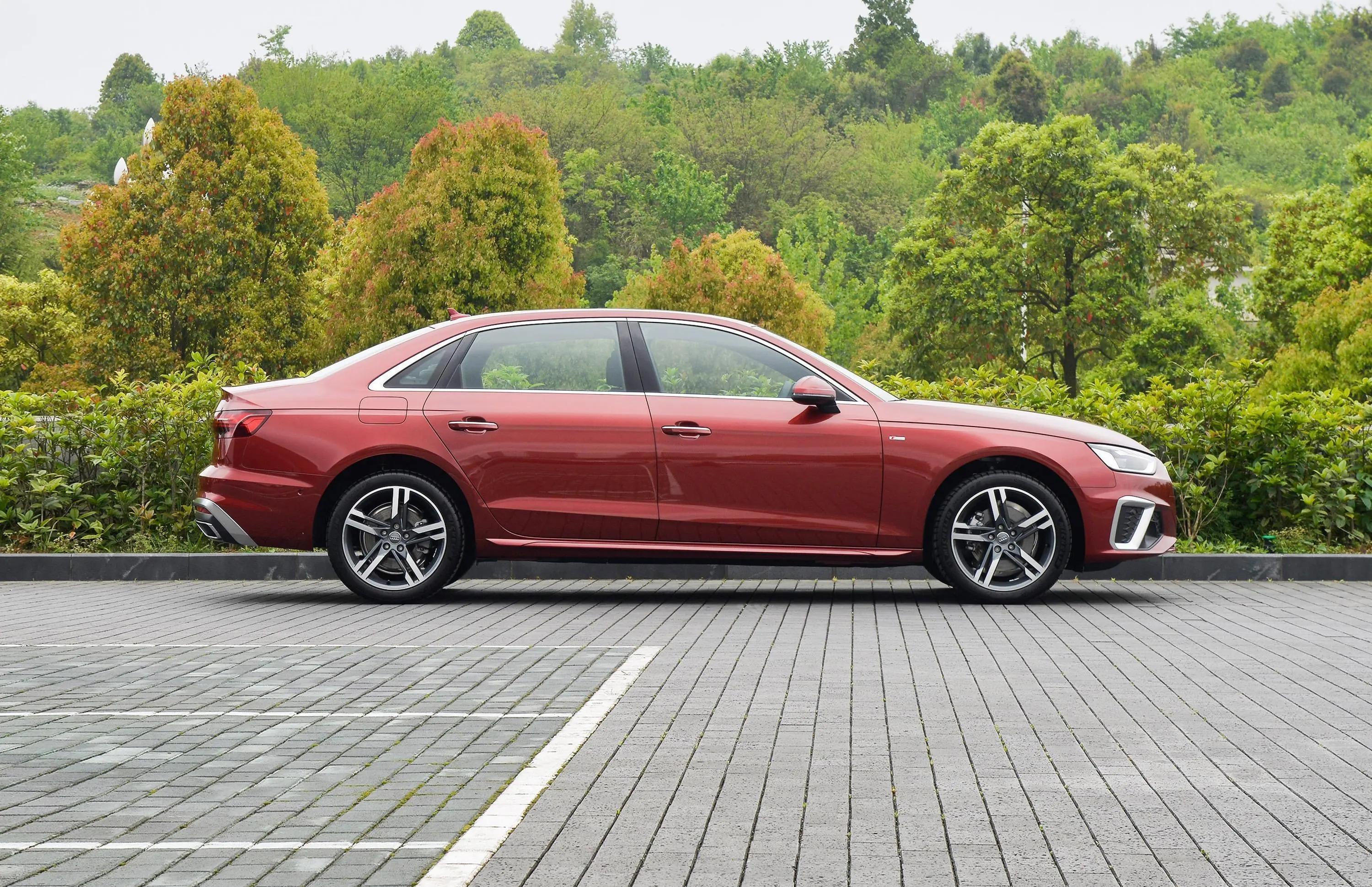 奥迪a4l震撼登场!狂降11.6万!1.38万台月销,火爆销售!