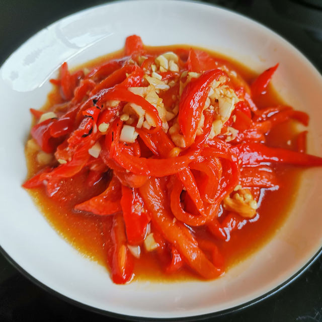 烧红辣椒,酸酸甜甜还辣,非常开胃