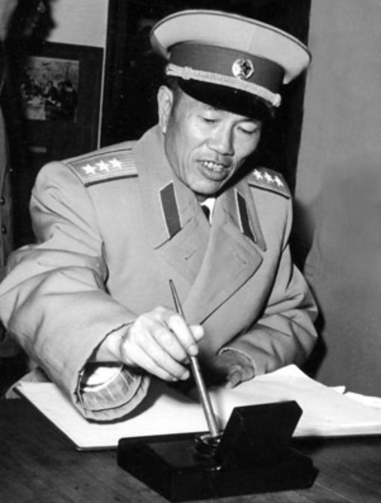 抗美援朝即将结束,王平入朝,夏季反攻歼敌五万多,回国授上将