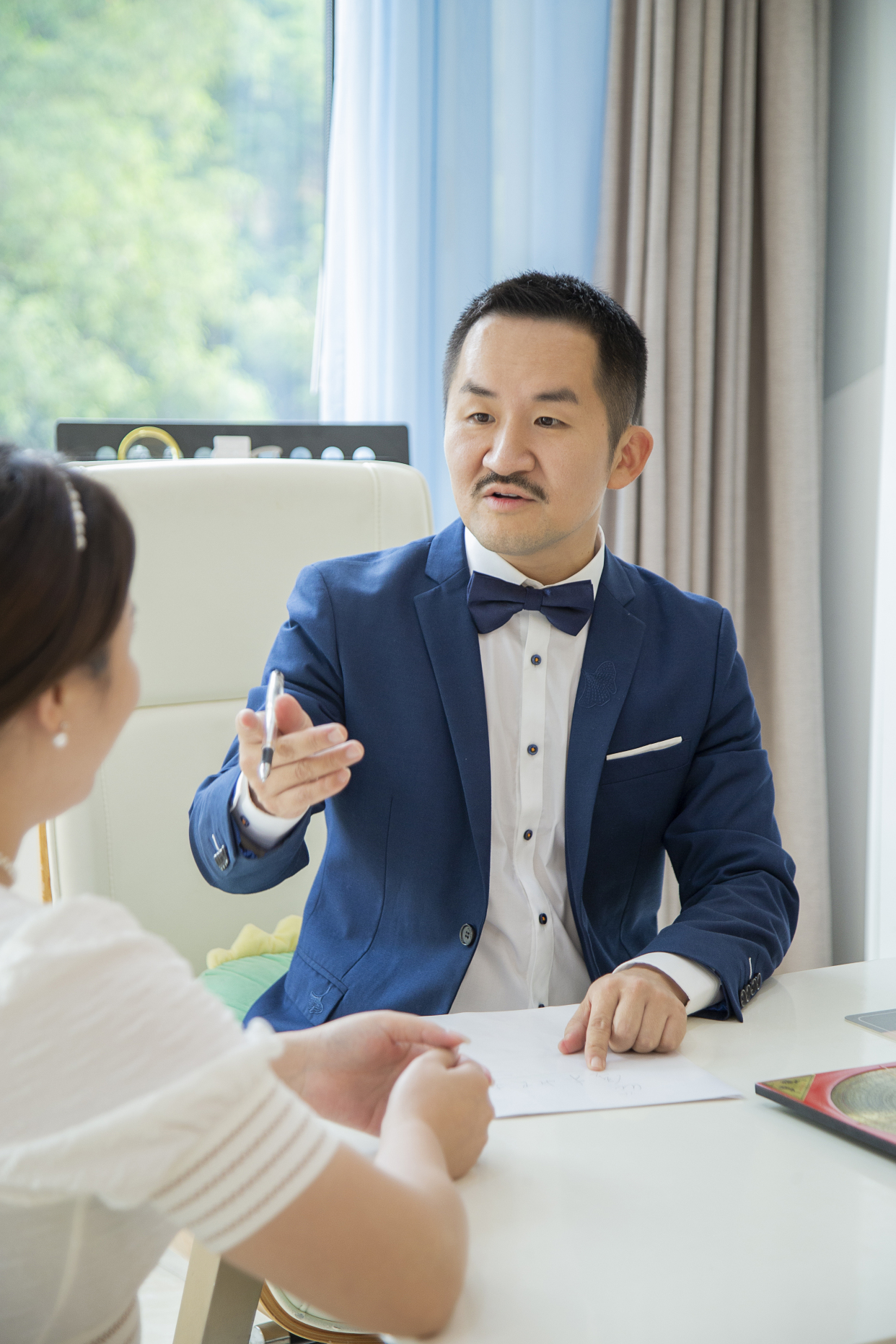 林东升依谋坐诊医美面相大师助你运程旺!