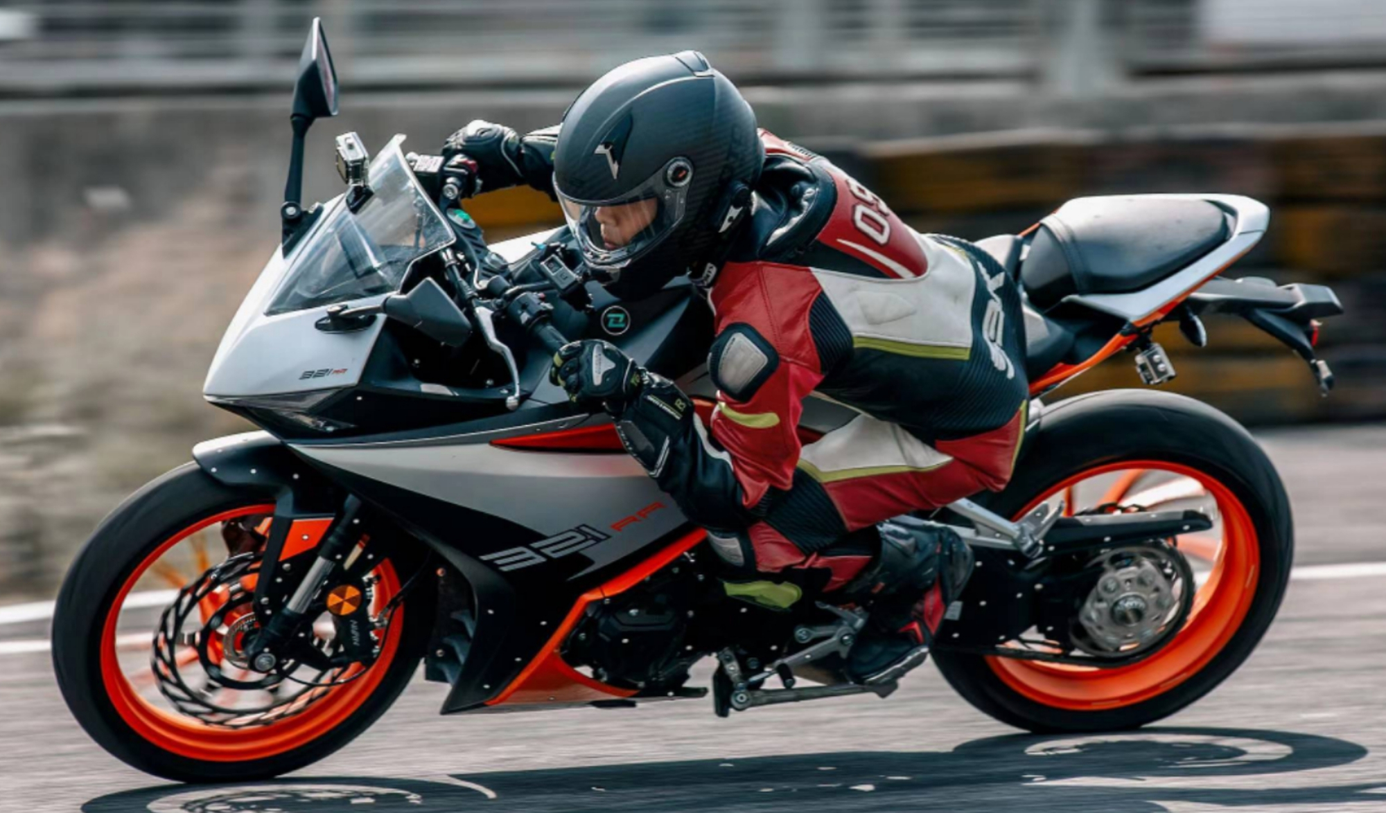 首批凯越321rr国产小钢炮即将交付!能否成为2022年一匹黑马?