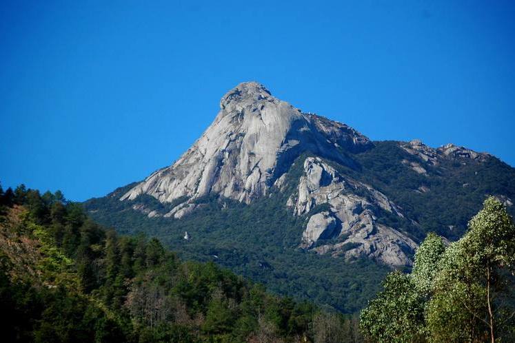 廣東天下第一峰,人稱韶關