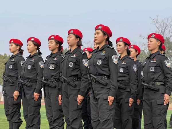 武汉女特警:铁血柔情书丹心
