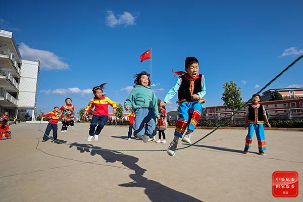 我们的幸福生活图片