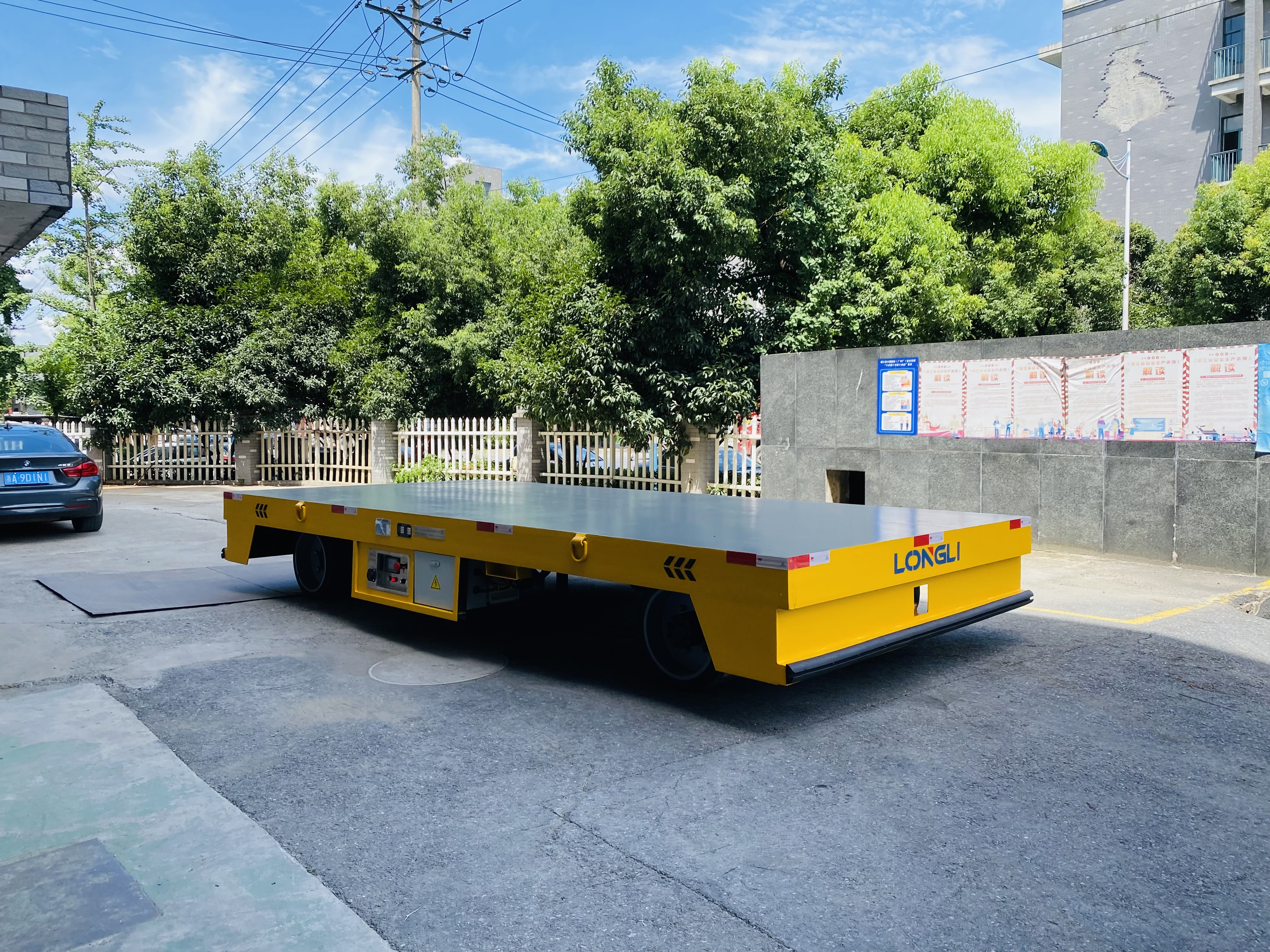 无轨电动平板车搬运车电动平板车