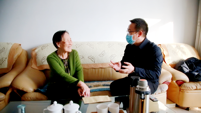 方正县委副书记于彦波开展节前走访慰问活动