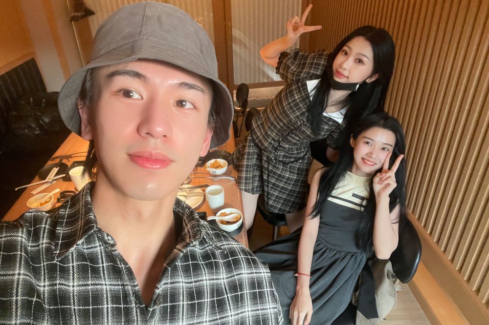 《云之羽》张凌赫遭爆爱上女友白鹿闺密虞书欣 两人「秘恋铁证曝光」