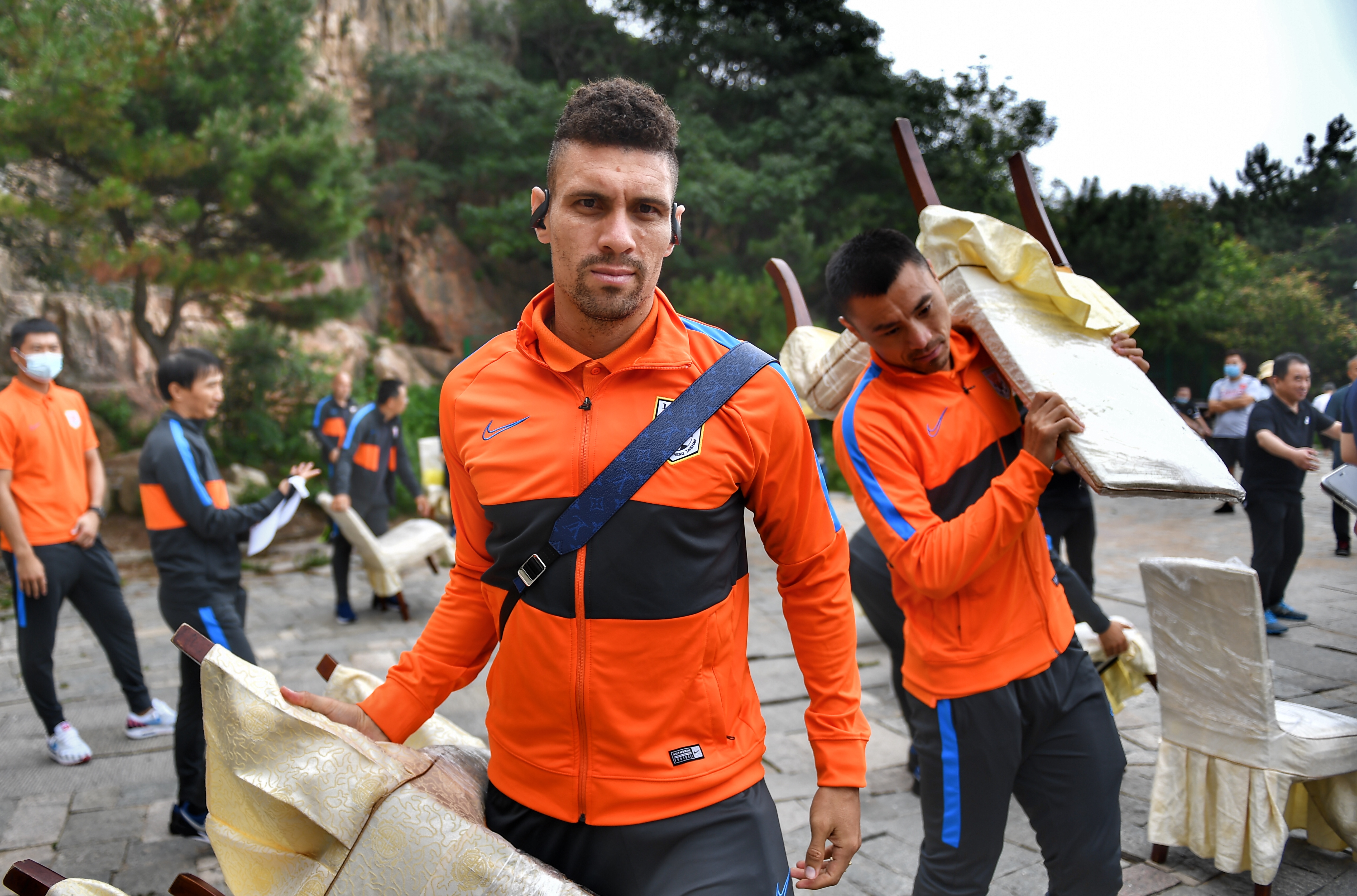 莫伊塞斯大赞莱昂纳多 鲁能新赛季名单悬念犹存