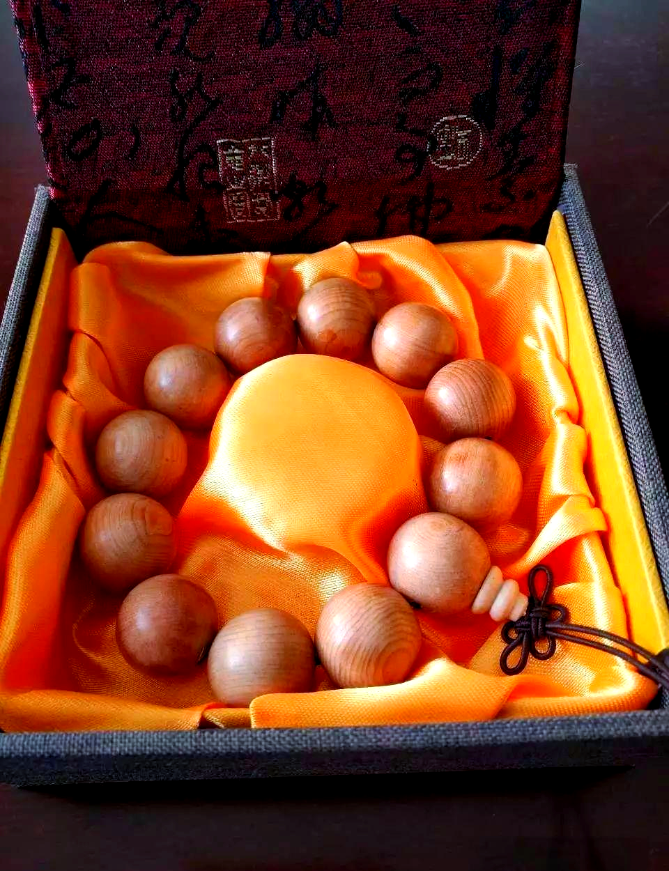 红豆杉手串:美容养颜,健康养生的选择