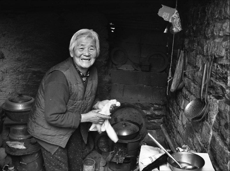 60年代的农村老人图片图片