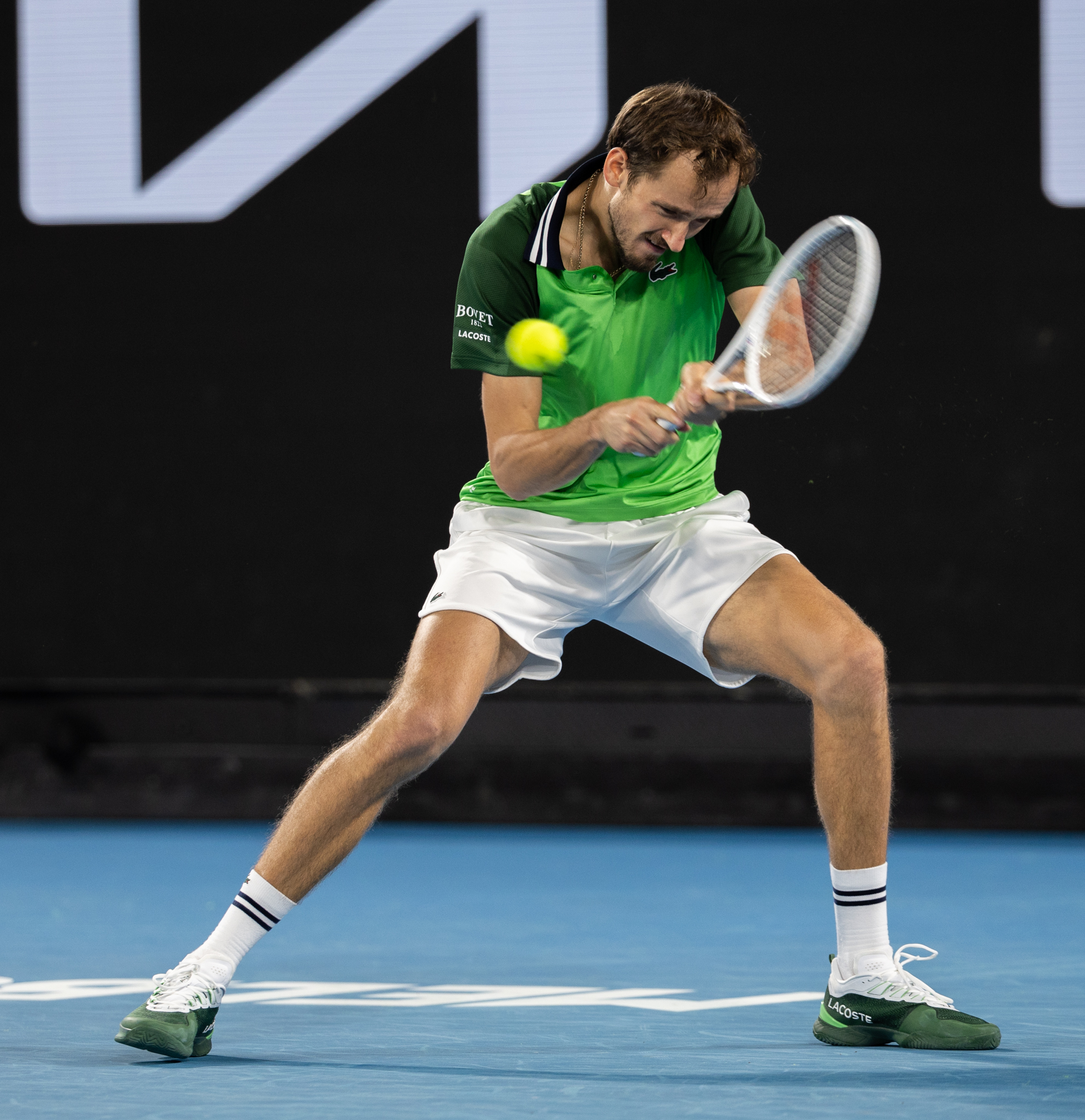 网球——澳网:梅德韦杰夫晋级男单第四轮