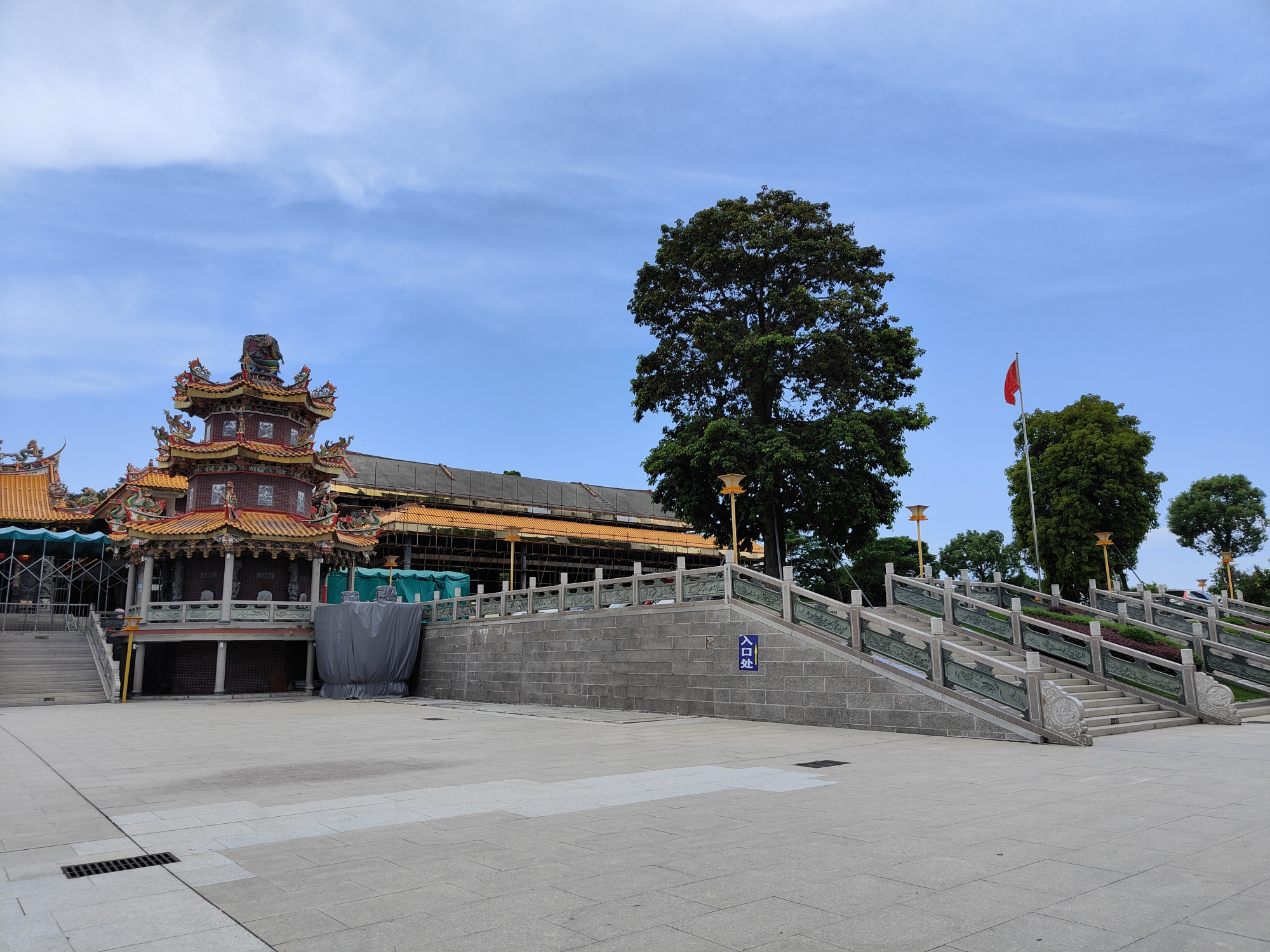 厦门仙岳山公园是茶余饭后散步的好去处